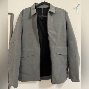 BRAND NEW Lululemon grey Jacket - Size S